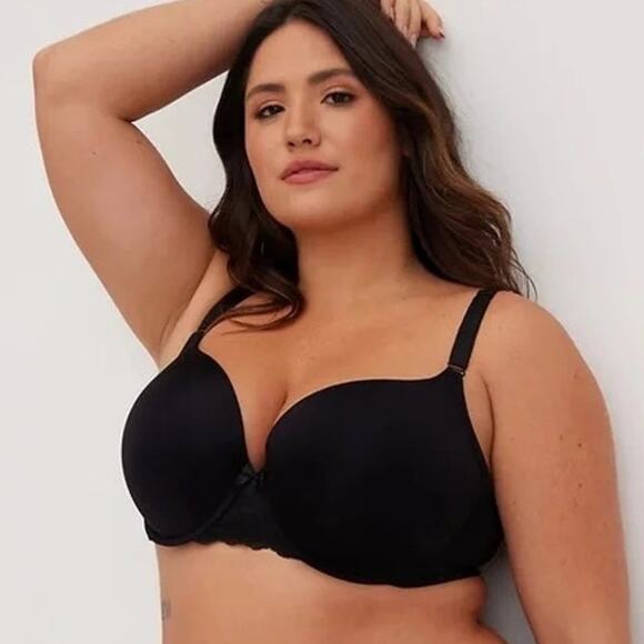 [Torrid] Black Perfect T-Shirt Bra Push-Up Underwire Padded Back Smoothing 42C - Picture 1 of 9